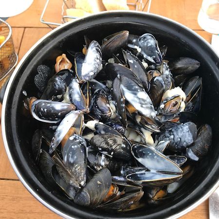 Bleu Sale - F2 Courseulles Avec Balcon Lägenhet Exteriör bild