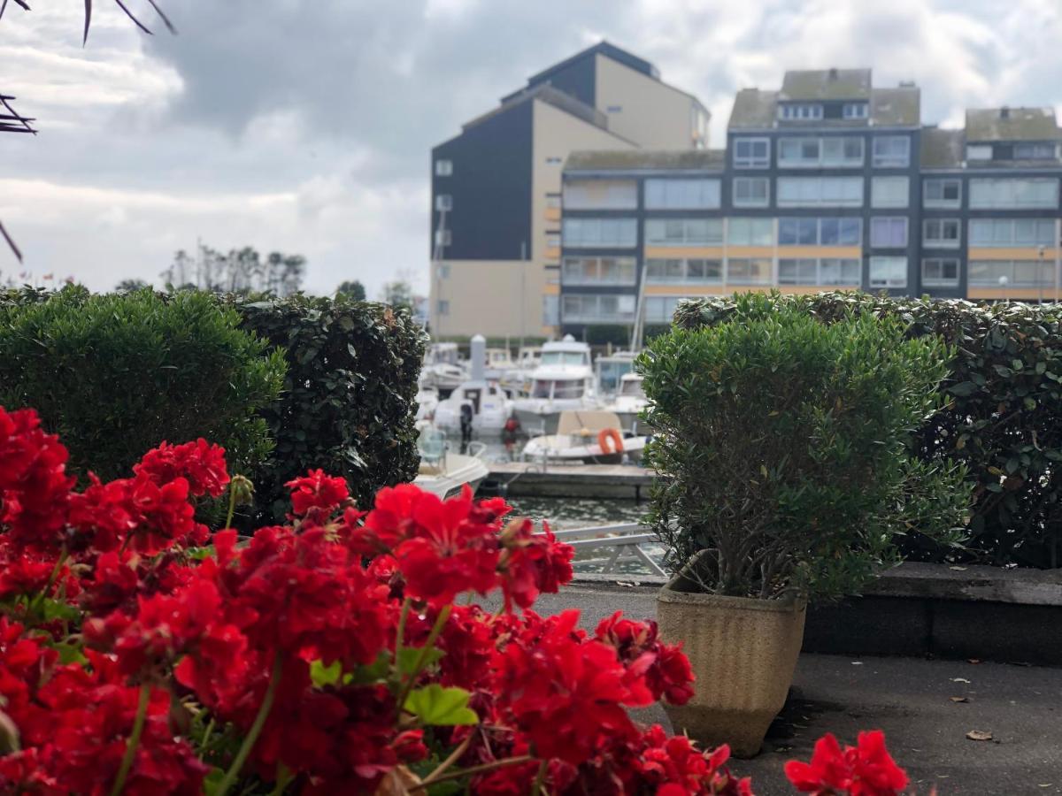 Bleu Sale - F2 Courseulles Avec Balcon Lägenhet Exteriör bild